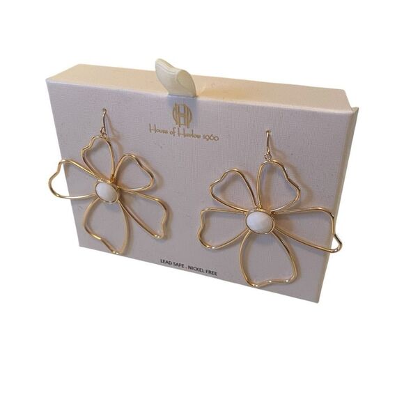 House of Harlow 1960 Gold Toned Flower Earrings w/Faceted White Center. - Picture 3 of 6